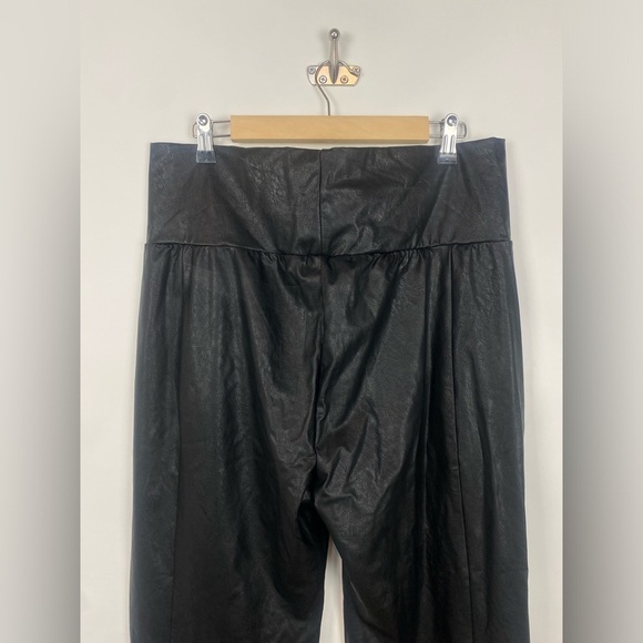 Commando Faux Leather Tapered Pant SLG65 Black XL - Picture 9 of 13